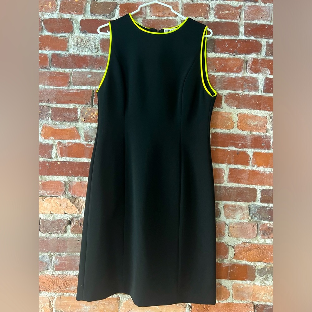 Alice + Olivia Women’s Black Dress size 8